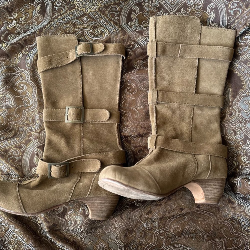 Gee Walla Leather Buckle Boots size 8